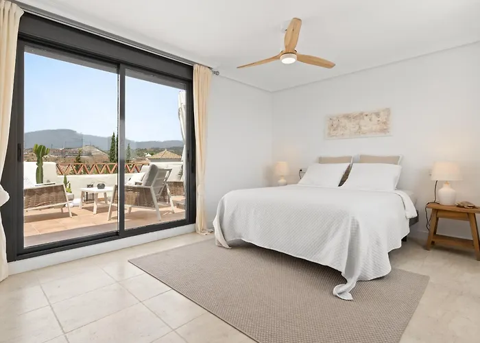 Stylish Duplex Penthouse In Gated Community Rdr507 * Estepona