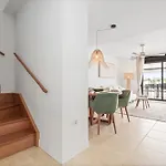 Apartment Stylish Duplex Penthouse In Gated Community Rdr507 *